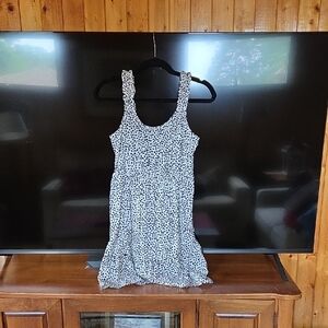 Banana Republic Navy and White Patterned Blouse
